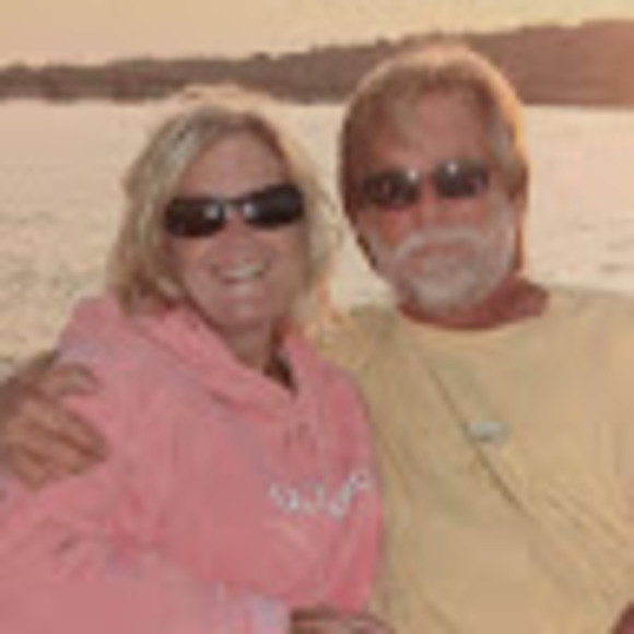 Meet your Posher, Cindy - Picture 1 of 1